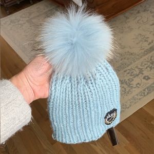NWT Skea Beets hat in Robins Egg Blue